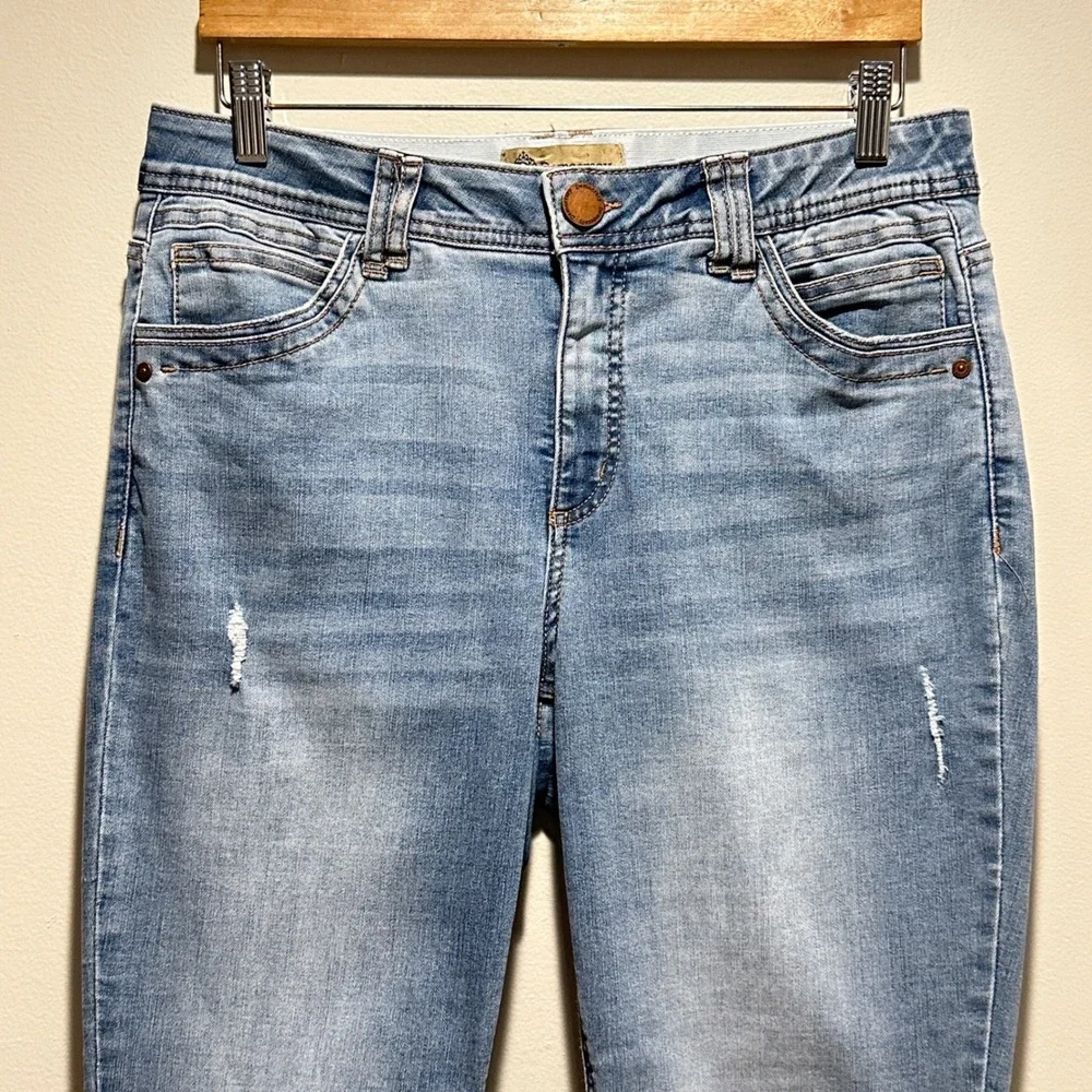 Democracy Ab Technology Jeans Women 12 Light Blue Distressed Slim Straight Denim